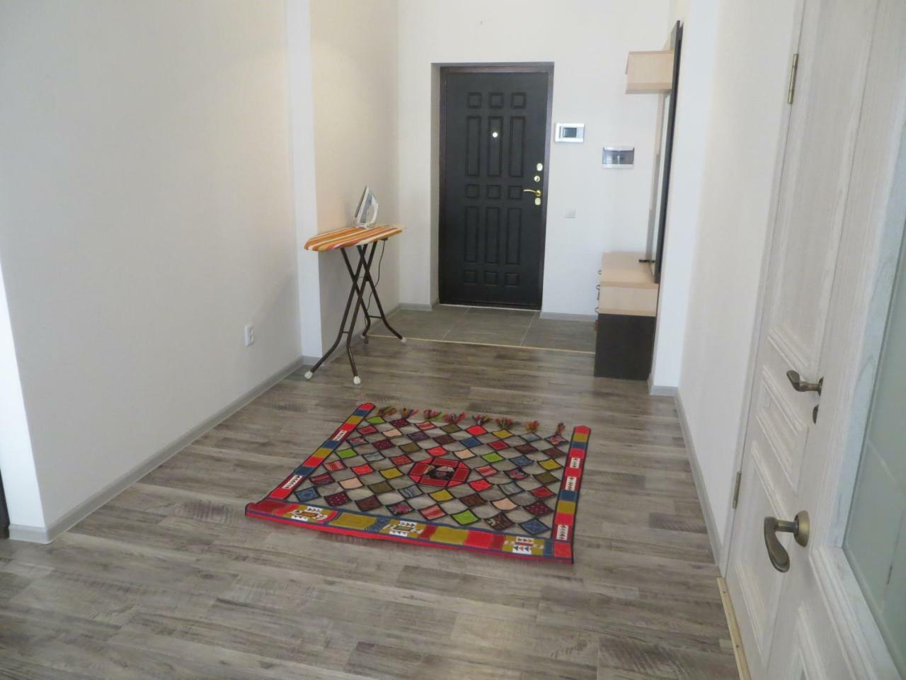 Studio Boutique Apartment Bishkek Esterno foto