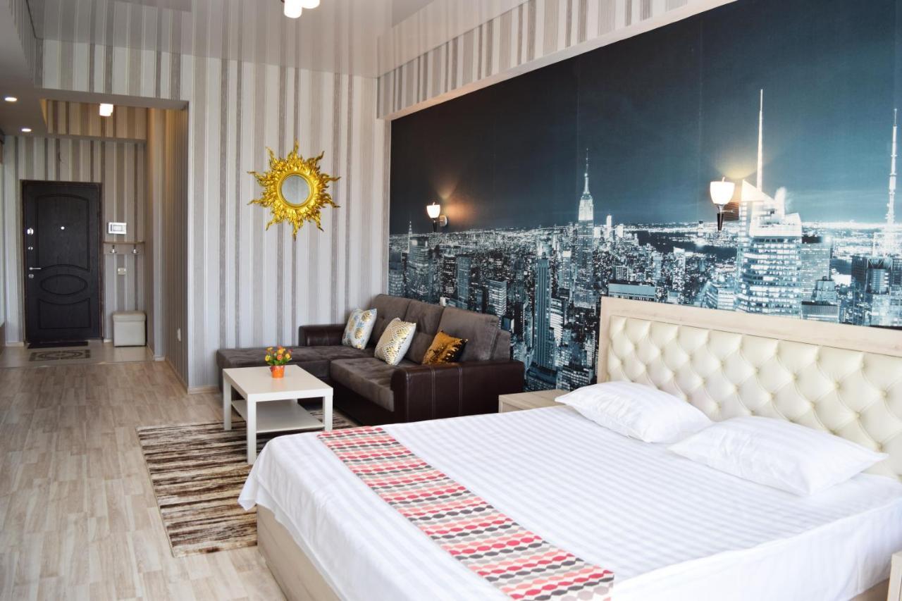 Studio Boutique Apartment Bishkek Esterno foto