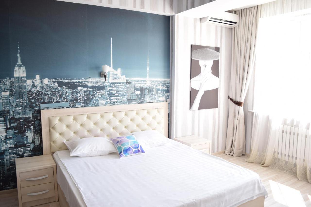 Studio Boutique Apartment Bishkek Esterno foto