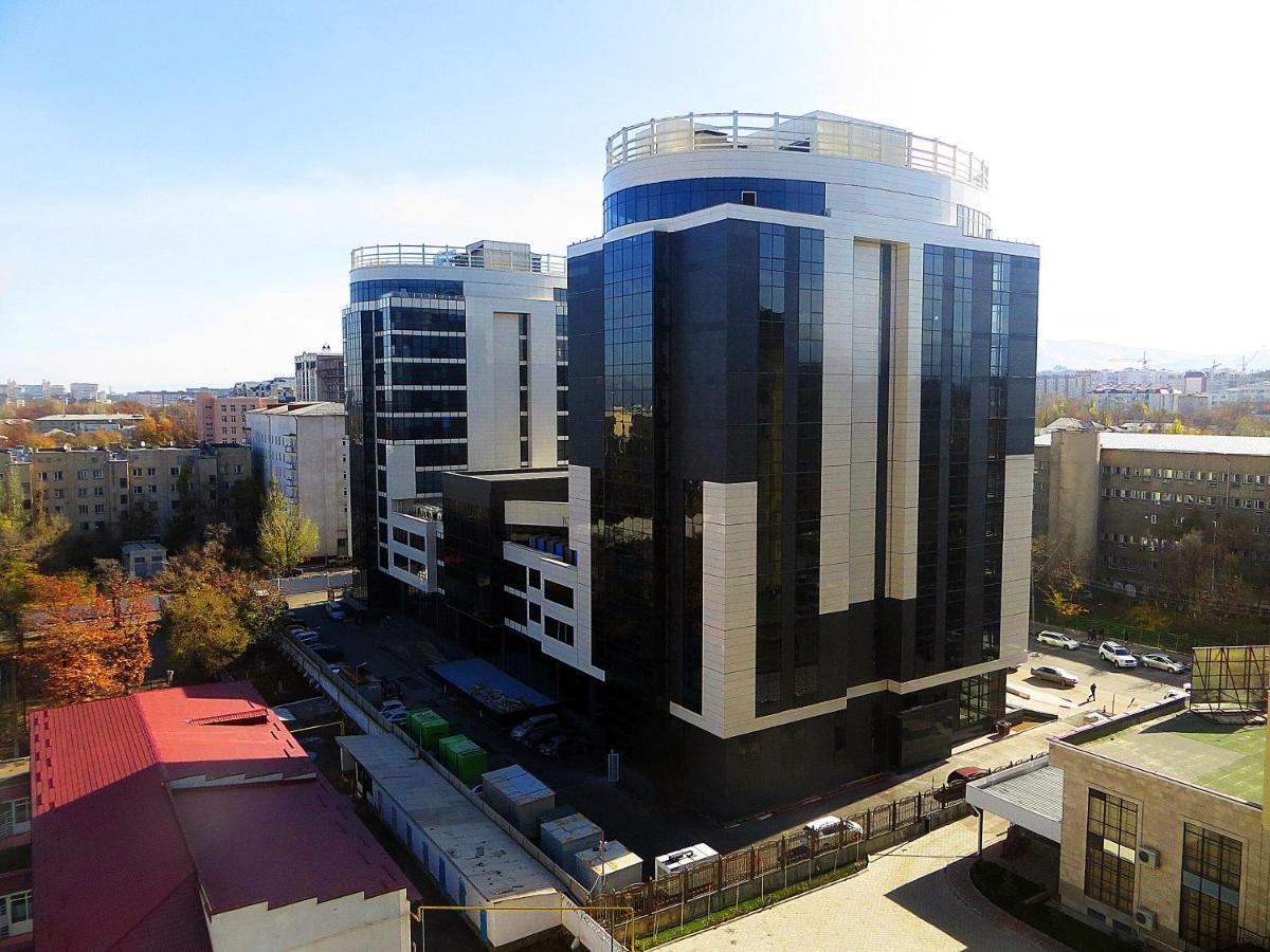Studio Boutique Apartment Bishkek Esterno foto