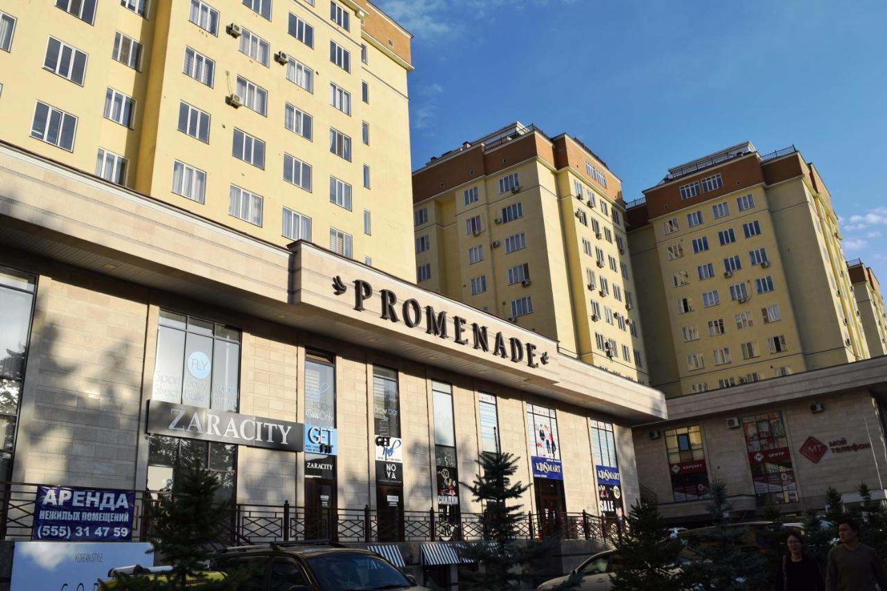 Studio Boutique Apartment Bishkek Esterno foto