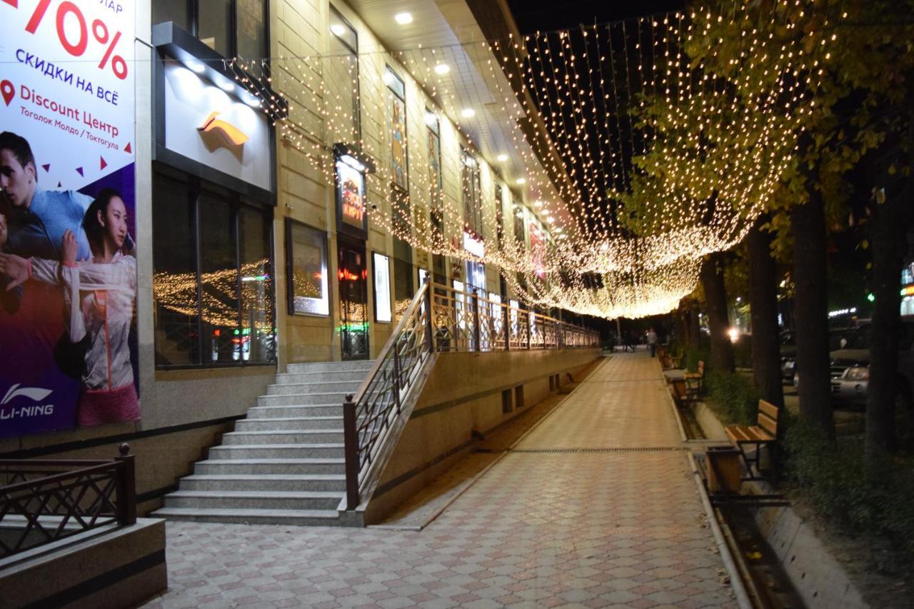 Studio Boutique Apartment Bishkek Esterno foto